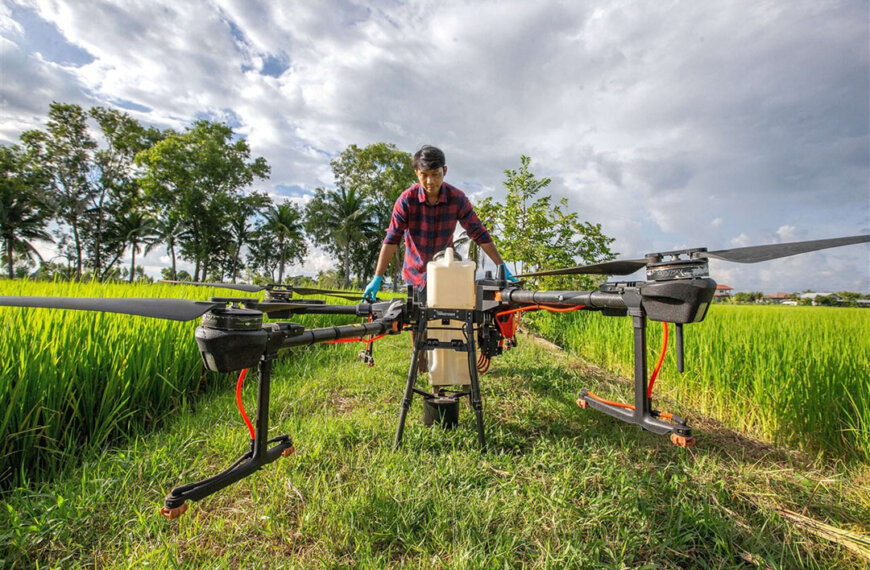 Quels types de drones sont utilisés dans l'agriculture et quelles sont leurs caractéristiques?